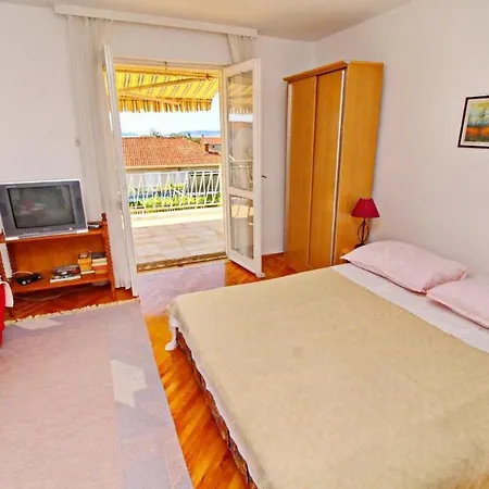 Zrinka Apartment *
