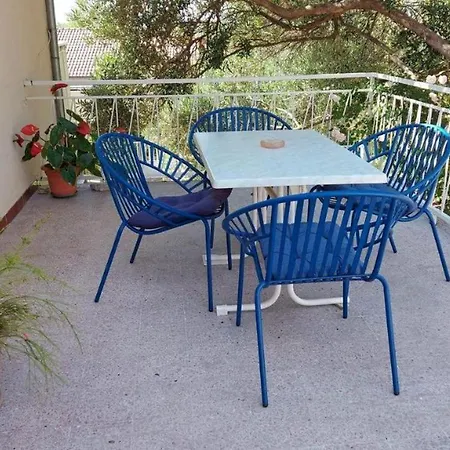 Zrinka Apartment